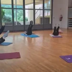 un cours de stretching